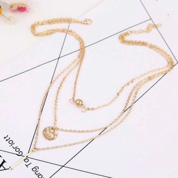 3/$15 Gorgeous Layered Necklace NWT - Picture 3 of 3